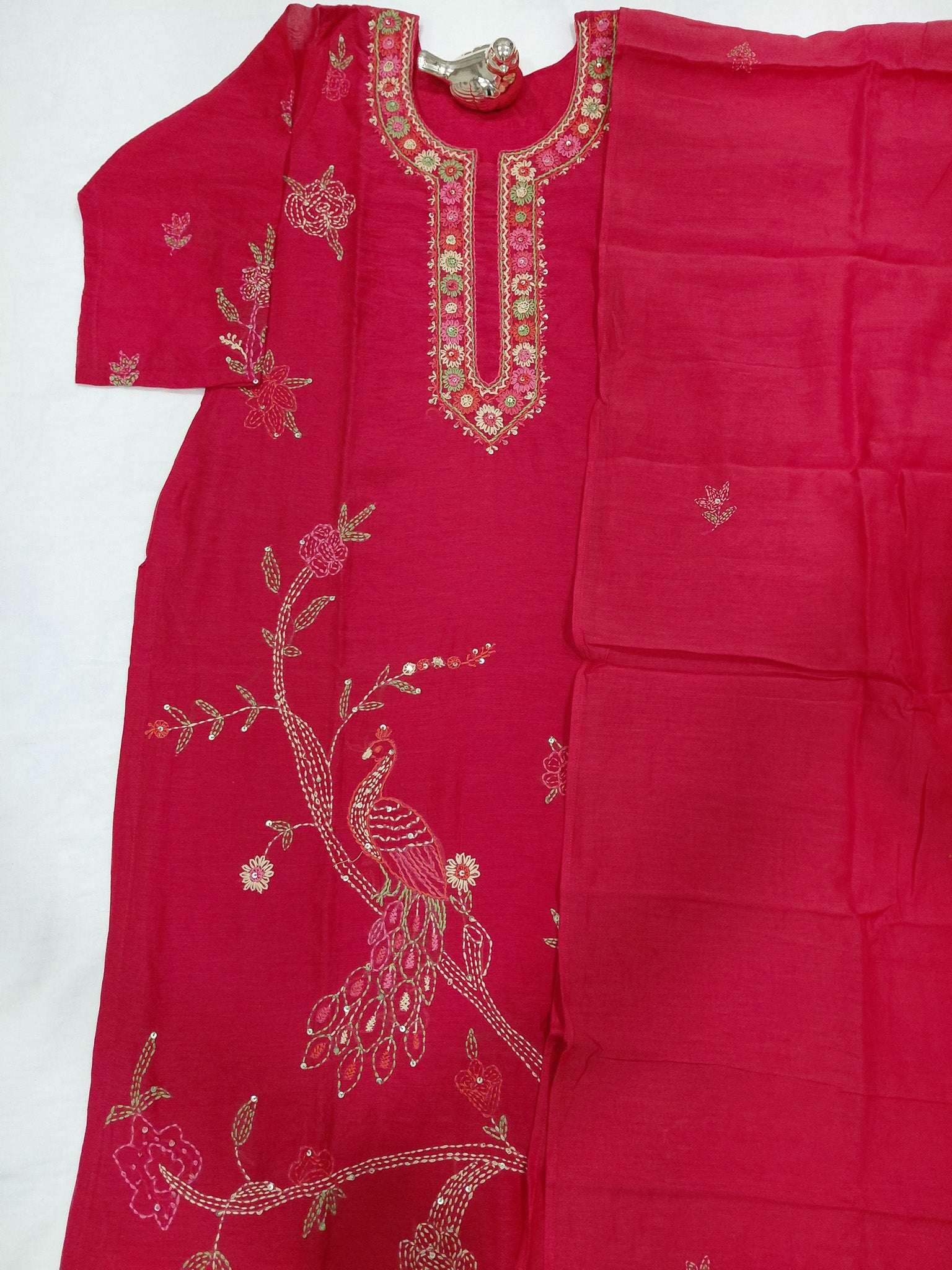 MULCHADERI COTTON FEEL KURTI WITH PURE RESSAM HANDWORK